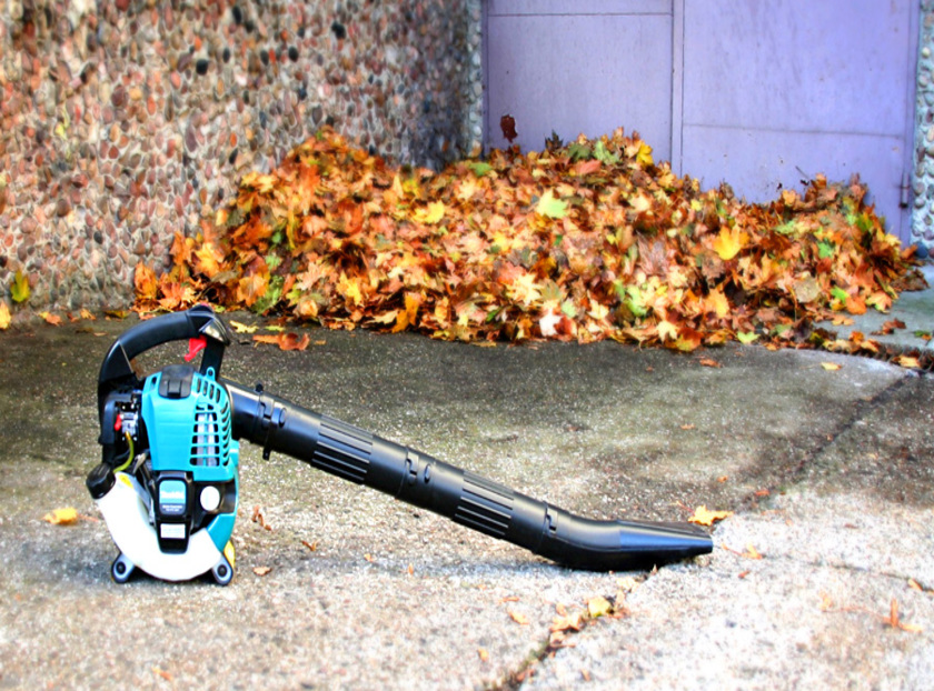 Dmuchawa – Odkurzacz Makita BHX2501 (wideo)