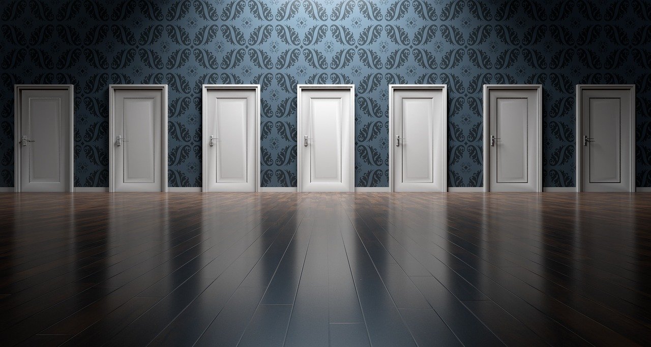 Jak wygłuszyć drzwi?