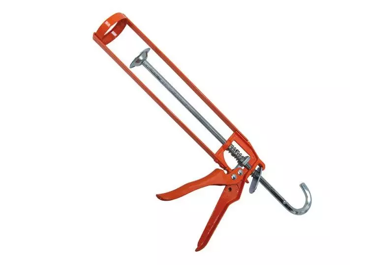 Jak i czym usunąć silikon?